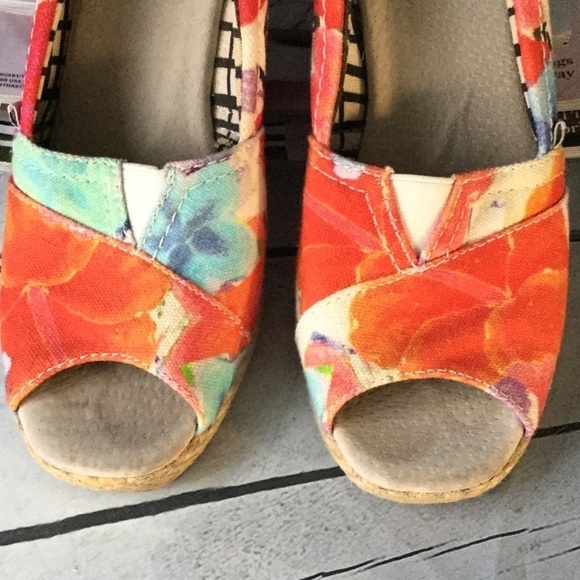 Tom’s Toms Katalina Floral Peep Toe Calypso Corbel Classic Wedge Women Sandals - Picture 6 of 9